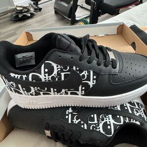 Nike Air Force 1 '07 White and Black